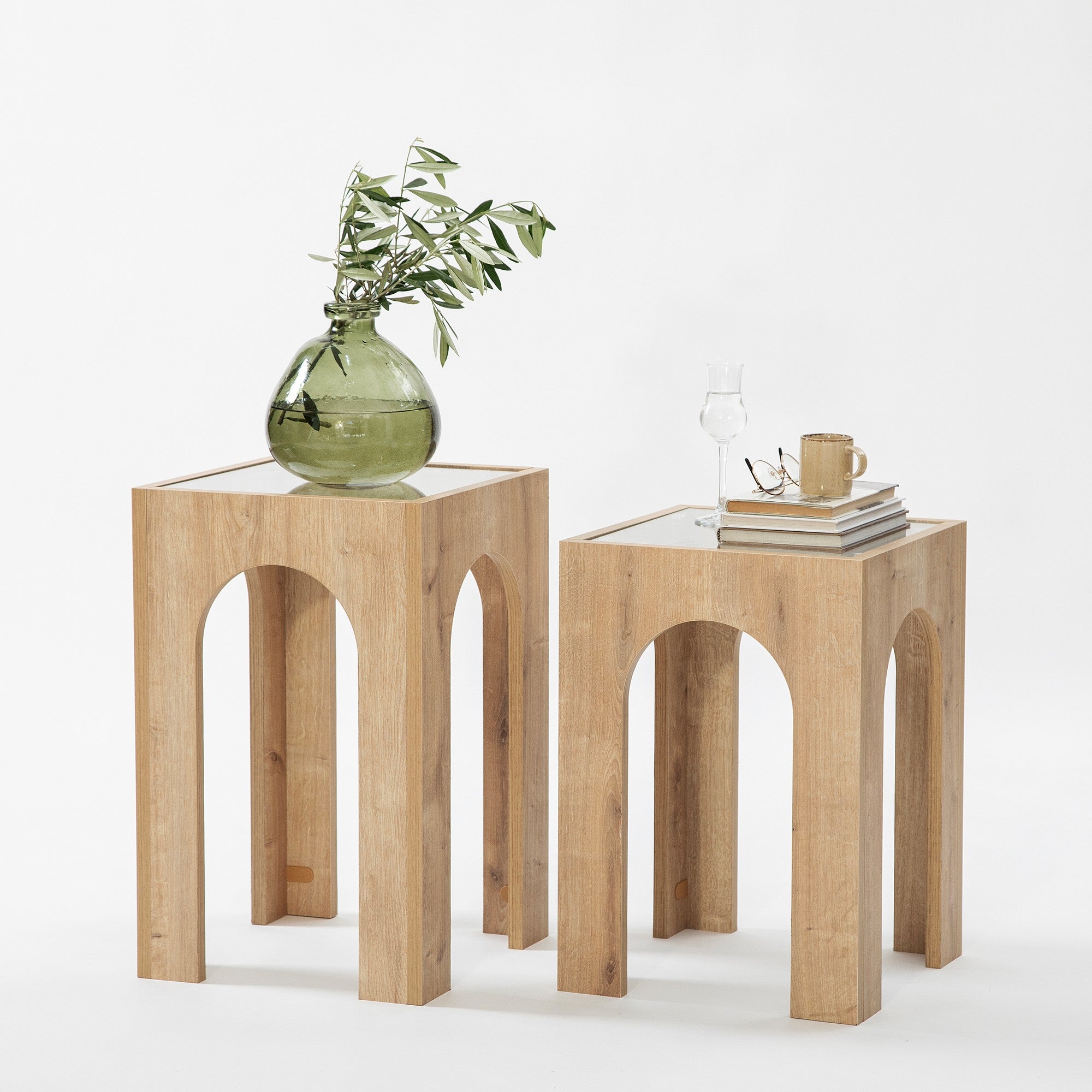 Set de 2 tables d'appoint Vittina Bois Chêne clair et Verre fumé Transparent