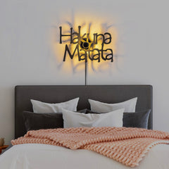 Applique murale Rowan L50xH34cm « Hakuna Matata » Métal Noir