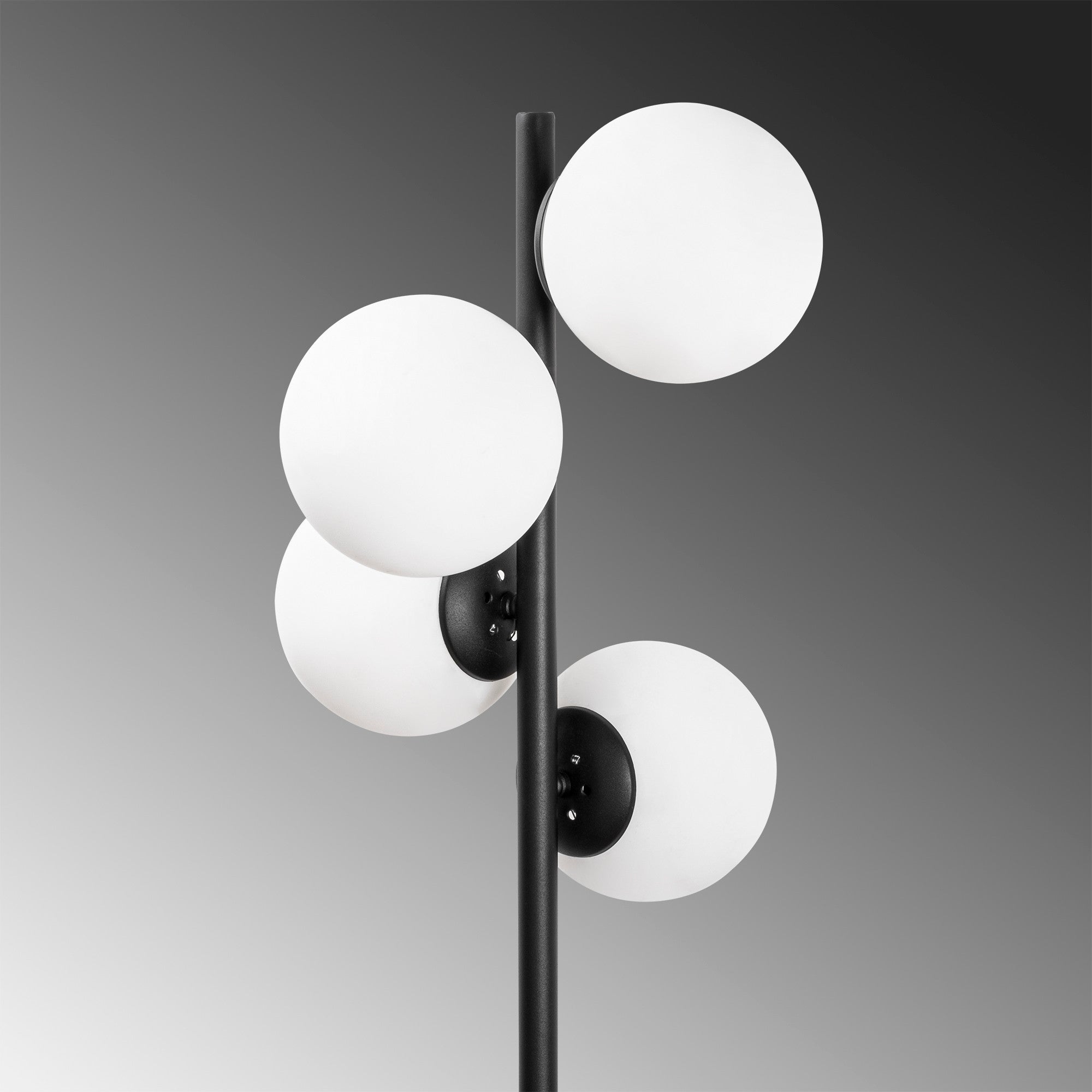 Lampadaire 4 globes Kasumi 130cm Verre Blanc et Métal Noir