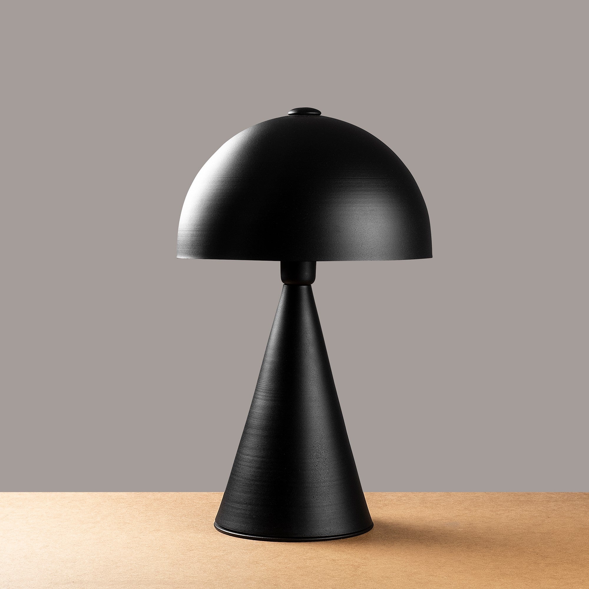 Lampe de table gros champignon Fonka H52cm Métal Noir