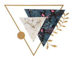 Horloge murale triangulaire avec décorations et branche dorée