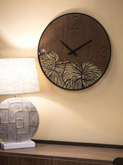 Horloge murale ronde Bois métalisé avec décor feuille