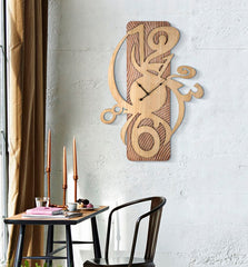 Horloge murale design futuriste bois naturel