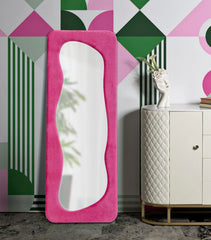 Miroir mural Theodor cadre en bois Velours Fuchsia