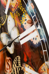 Horloge murale Kourt avec motif femme et papillons colorés