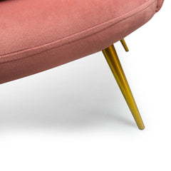 Canapé 2 places Arneris velours rose pieds dorés arrondi