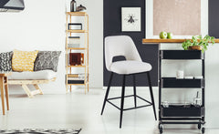 Lot de 2 chaises de bar en métal noir Brady et tissu bouclette crème